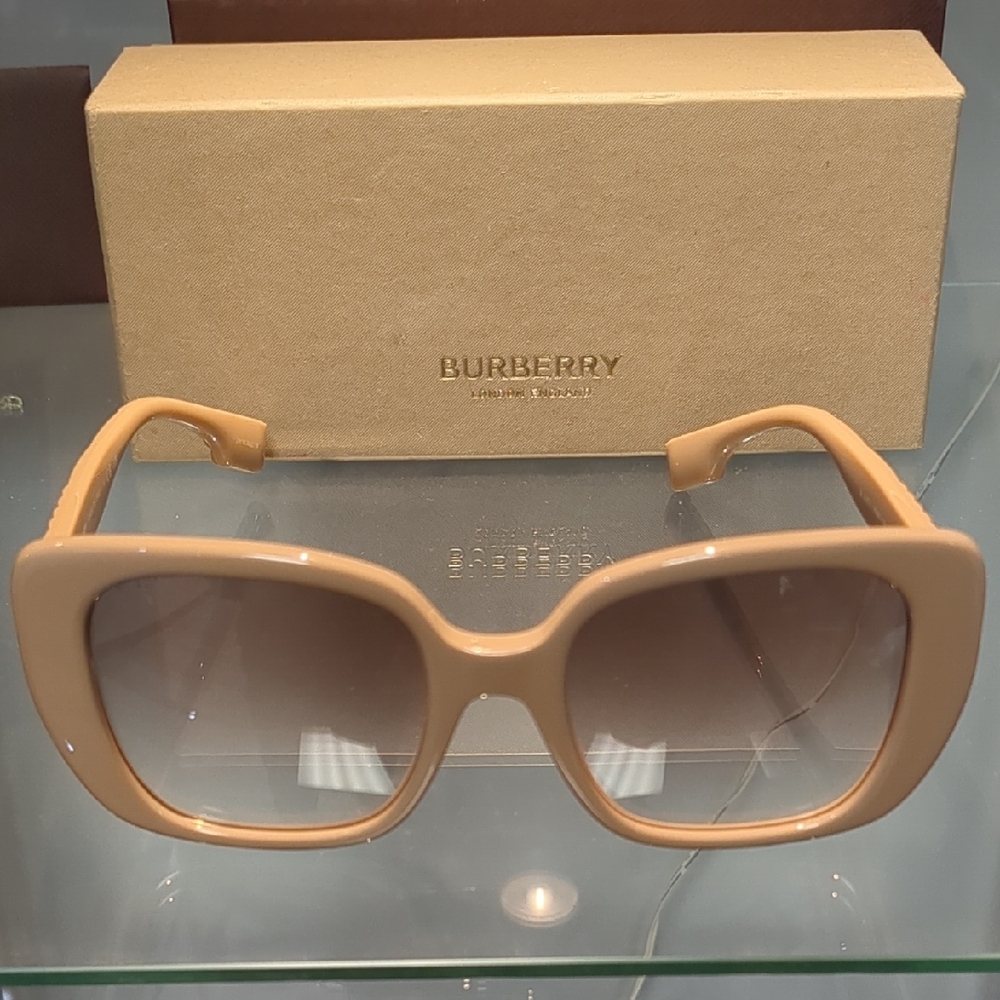Burberry Beige Sunglasses